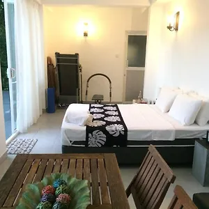 Selyna Sky Terrace *** Канди